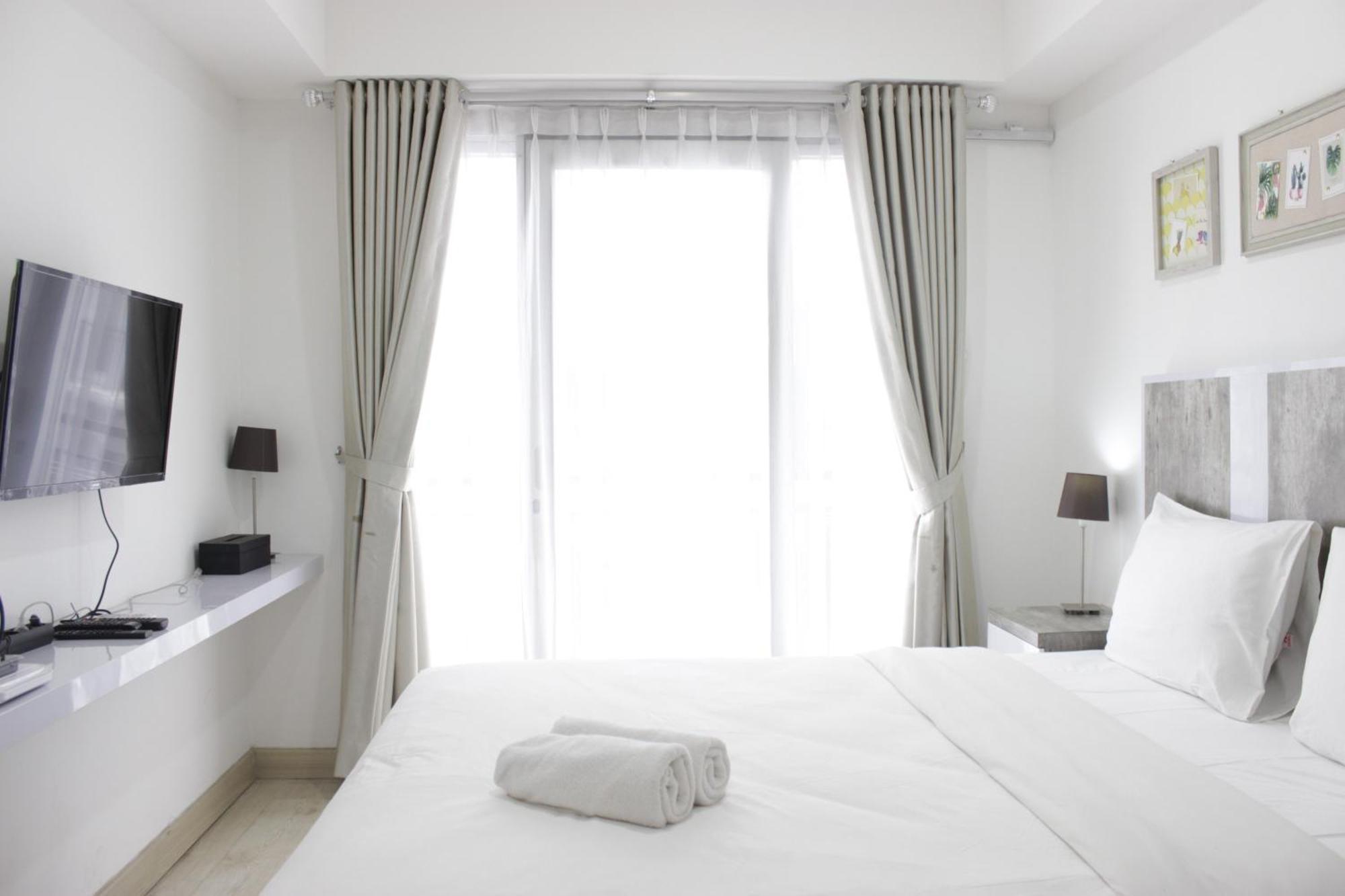 Apartemen Modern Look At Grand Afrika By Travelio