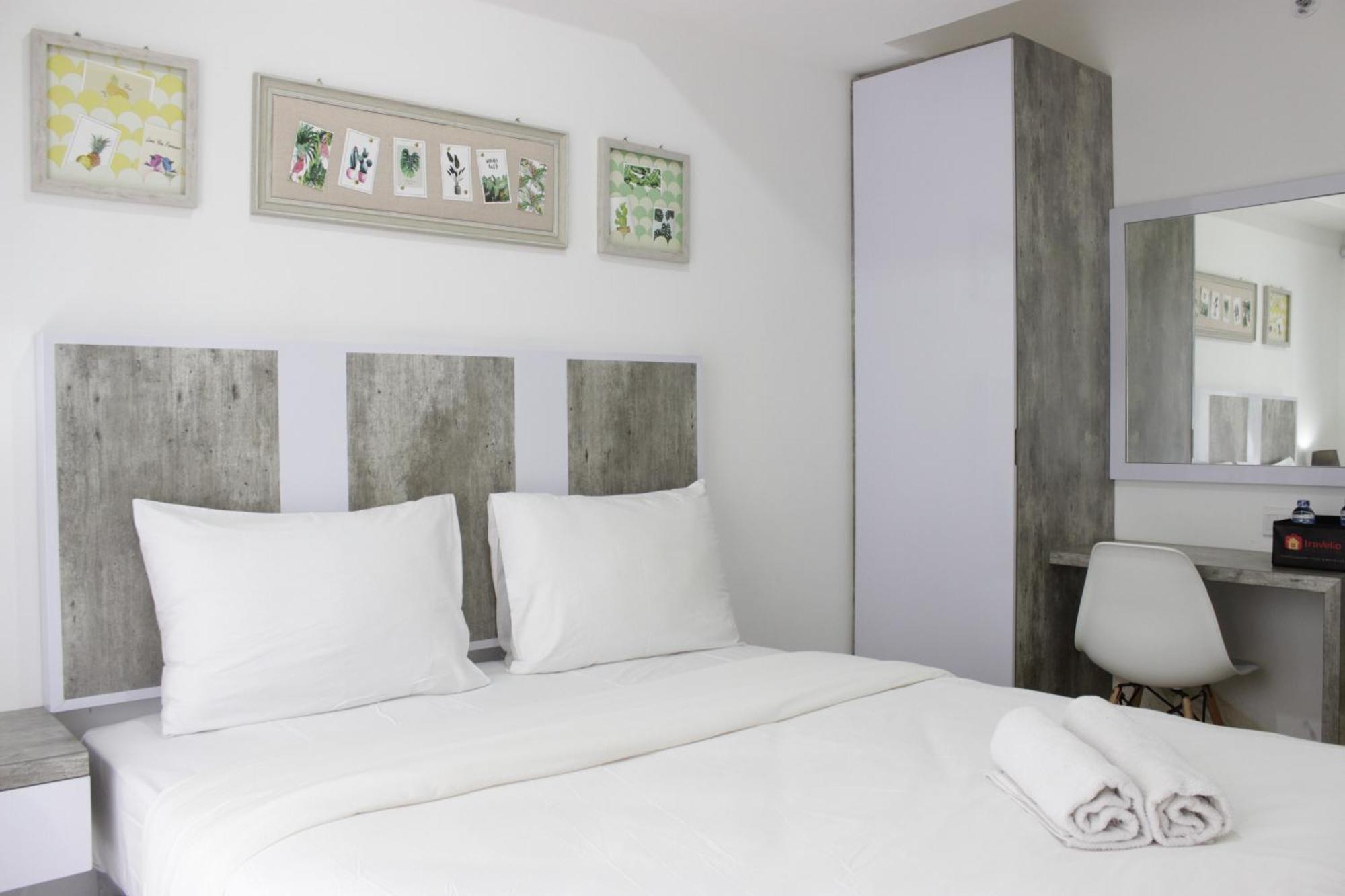 Modern Look At Grand Afrika By Travelio Apartemen *